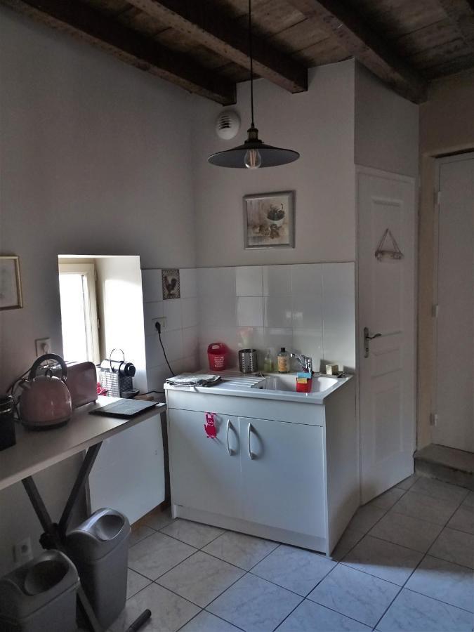 Bed and Breakfast Le Vieux Pont Saint-Julien  Екстер'єр фото